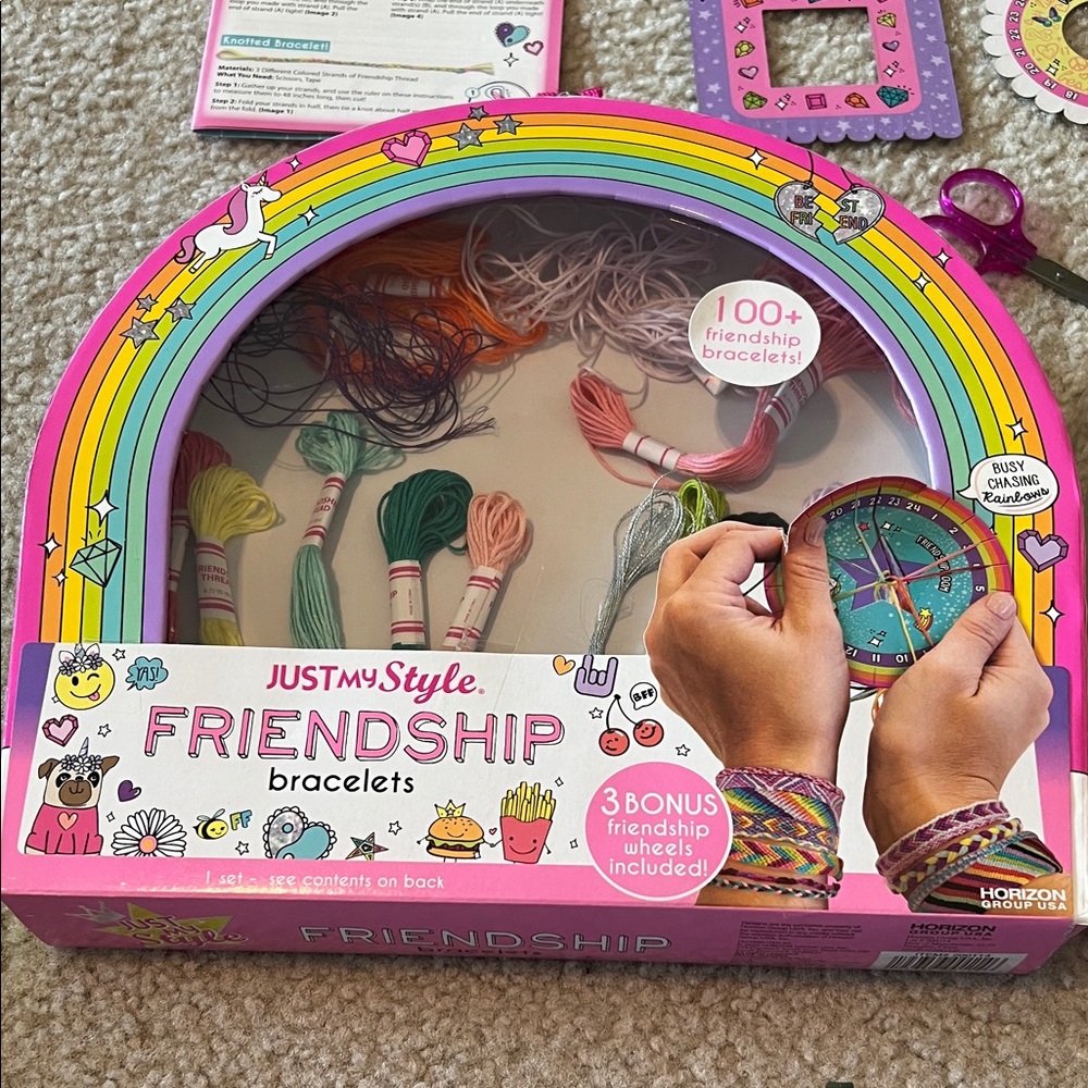 Friendship Bracelets Kit - Multicolor